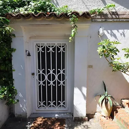 Residenza Le Rose * Neapel