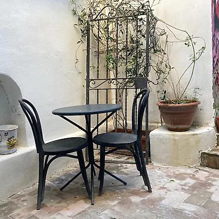 Residenza Le Rose 나폴리