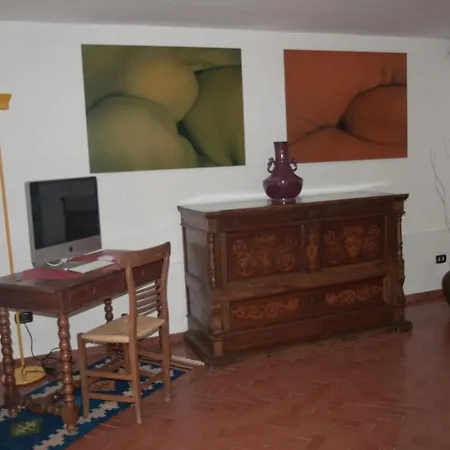 Residenza Le Rose * 나폴리